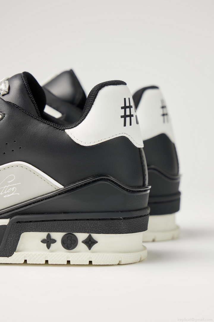 Louis Vuitton 1ABFAF Men Women’s LV Trainer Sneaker L62464