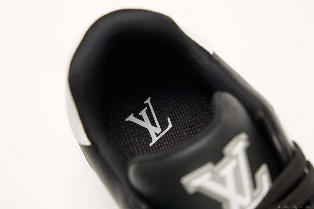 Louis Vuitton 1ABFAF Men Women’s LV Trainer Sneaker L62464