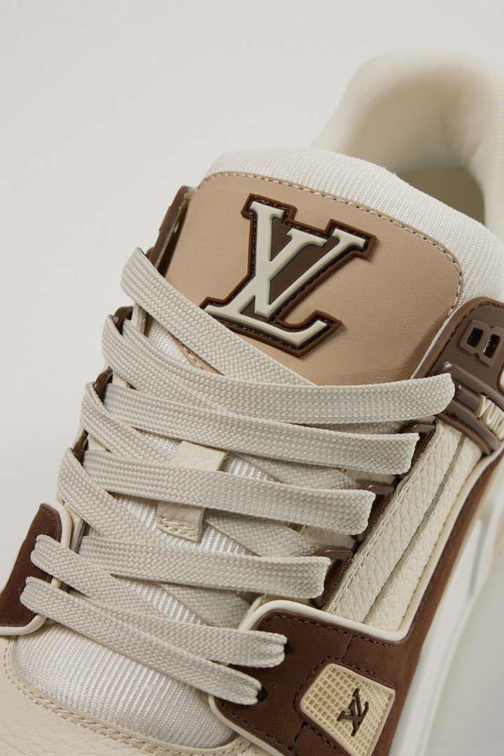 Louis Vuitton 1ABLUR Men Women’s LV Trainer Sneaker L62467