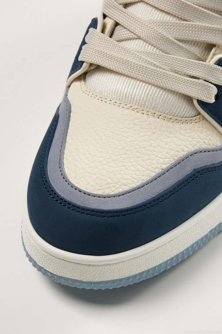 Louis Vuitton 1ABLUR Men Women’s LV Trainer Sneaker L62468