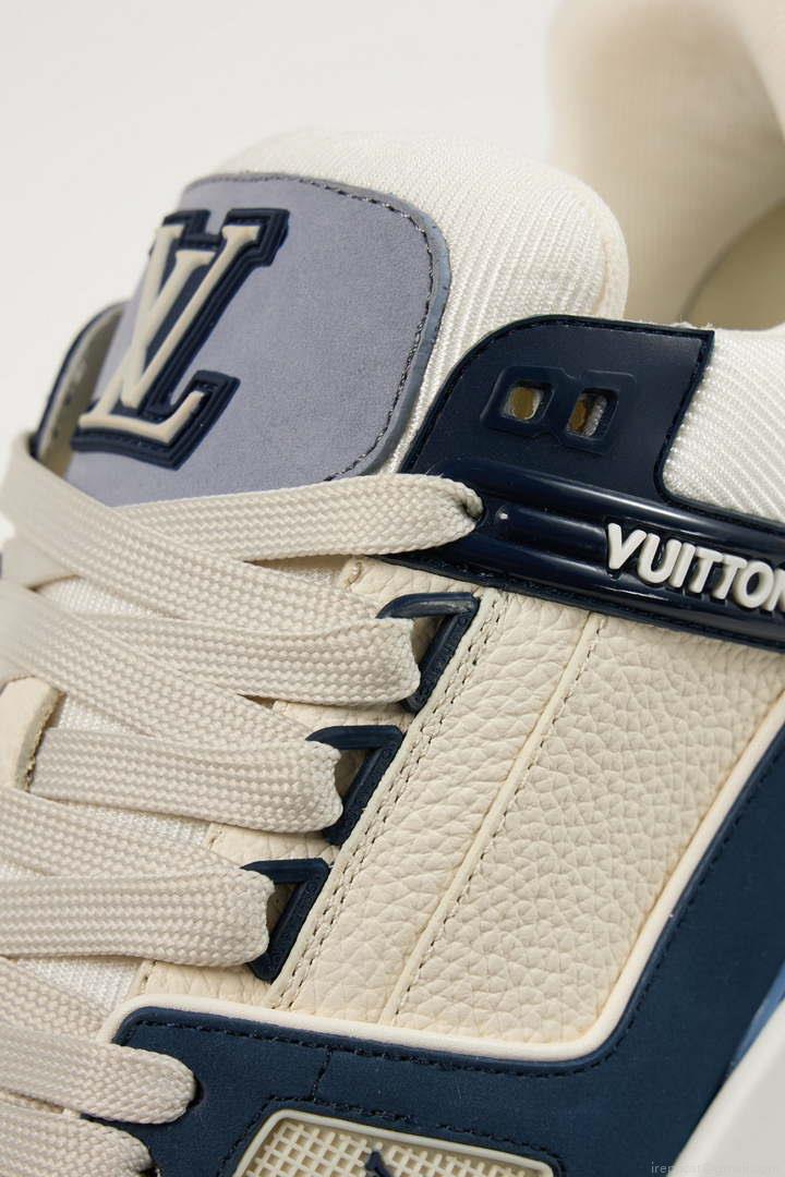 Louis Vuitton 1ABLUR Men Women’s LV Trainer Sneaker L62468