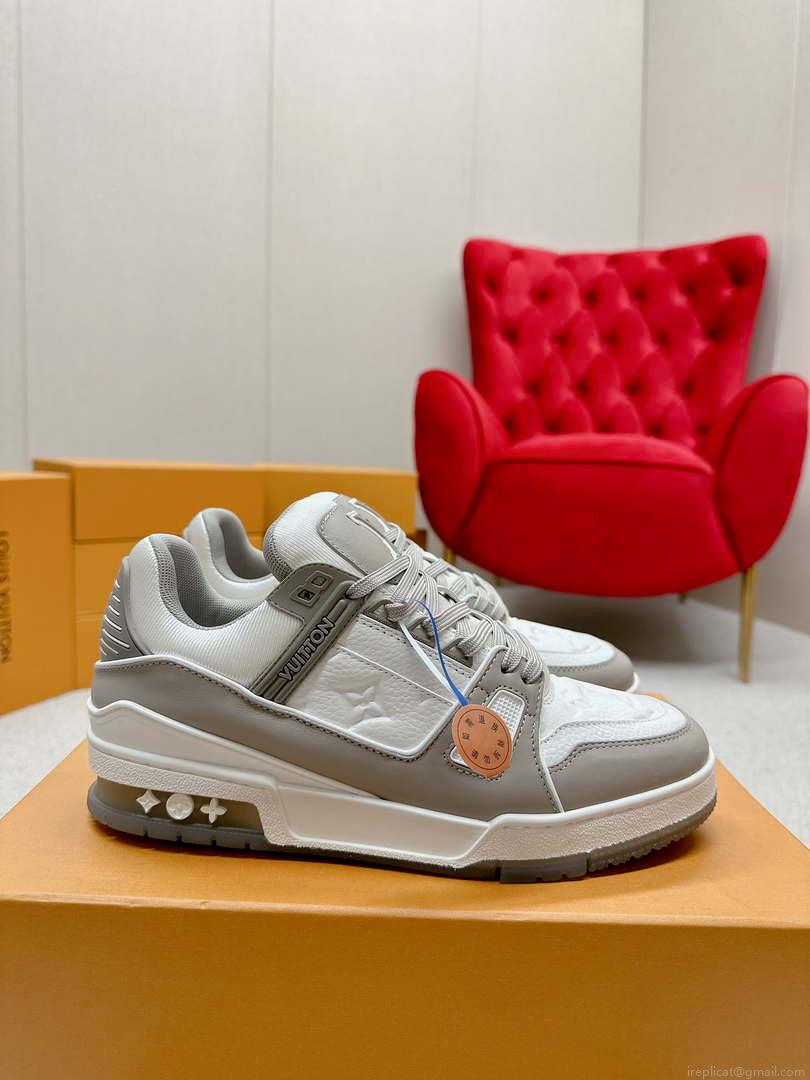 Louis Vuitton 1ABLUR Men Women’s LV Trainer Sneaker L62470