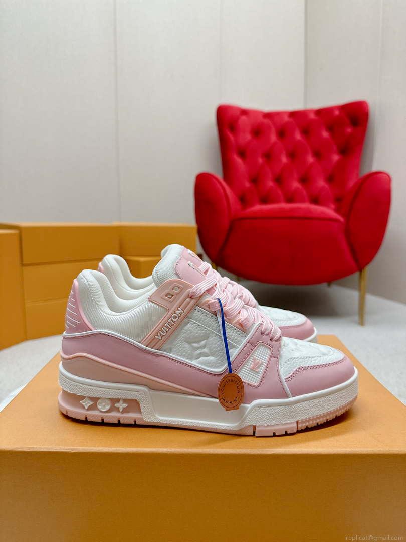 Louis Vuitton 1ABLUR Men Women’s LV Trainer Sneaker L62472