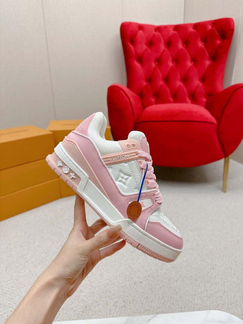 Louis Vuitton 1ABLUR Men Women’s LV Trainer Sneaker L62472
