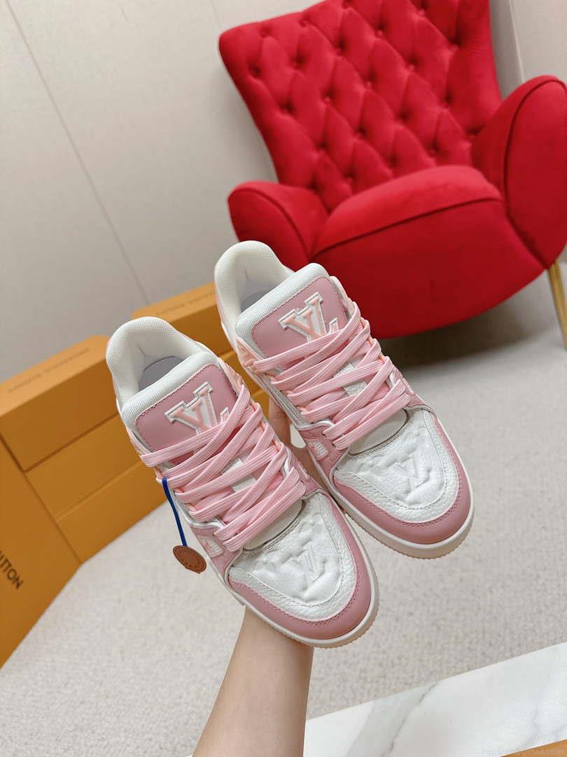 Louis Vuitton 1ABLUR Men Women’s LV Trainer Sneaker L62472