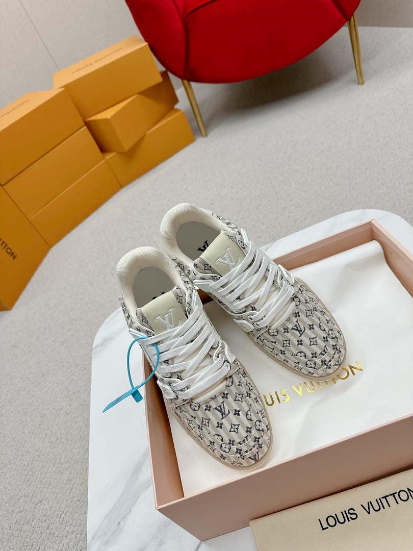 Louis Vuitton 1ABG0H Men Women’s LV Trainer Sneaker L62475