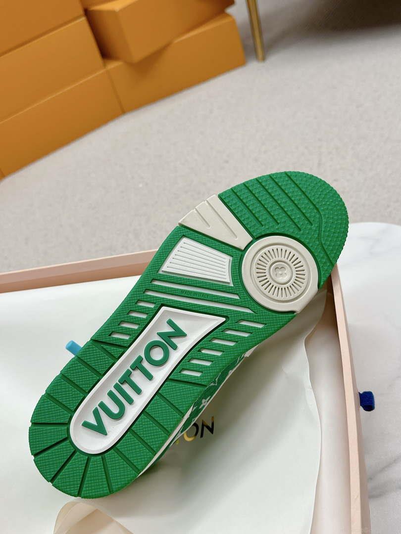 Louis Vuitton 1ABNJP Men Women’s LV Trainer Sneaker L62479