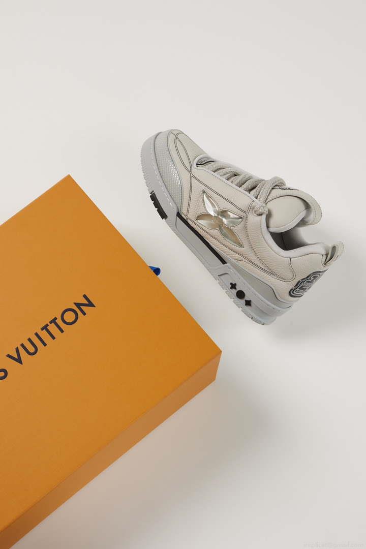 Louis Vuitton 1ACD7H Men Women’s LV Trainer Sneaker L62488