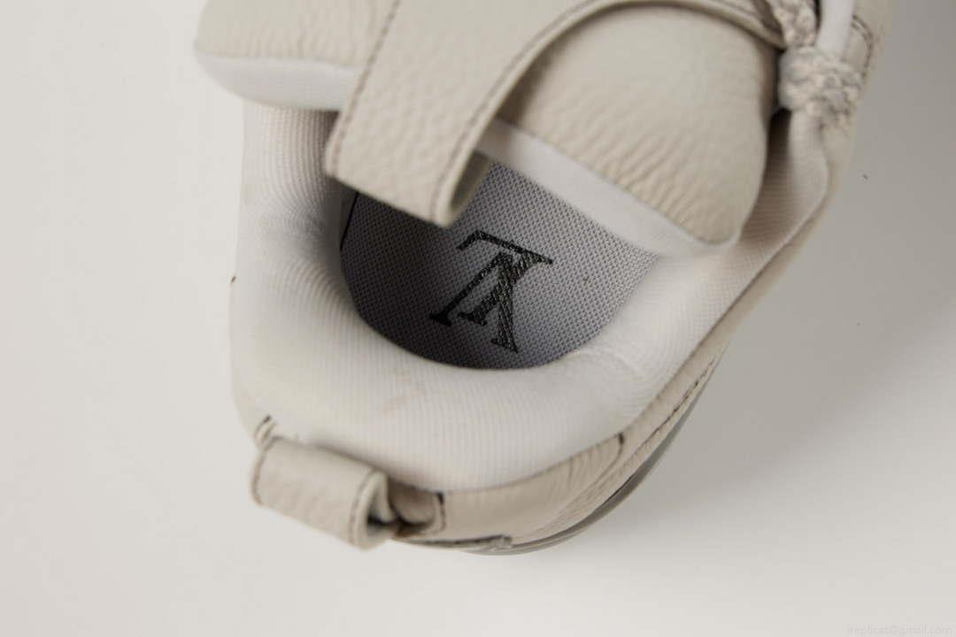 Louis Vuitton 1ACD7H Men Women’s LV Trainer Sneaker L62488