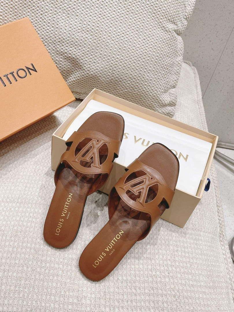 LV 1ABP20 Louis Vuitton LV Isola Flat Mules L66398