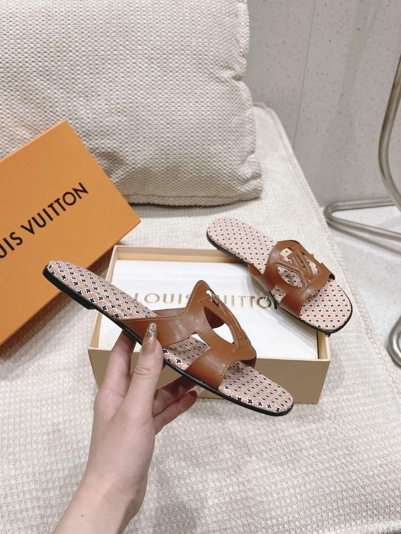 LV 1ABP20 Louis Vuitton LV Isola Flat Mules L66399