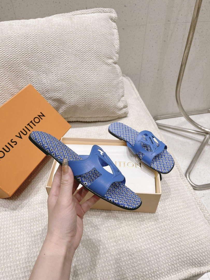 LV 1ABP20 Louis Vuitton LV Isola Flat Mules L66400