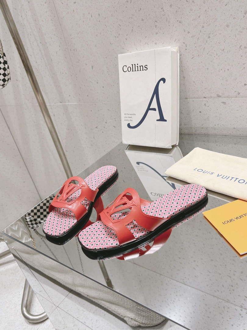 LV 1ABP20 Louis Vuitton LV Isola Flat Mules L66401