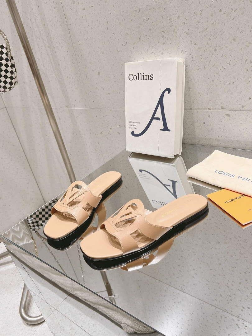 LV 1ABP20 Louis Vuitton LV Isola Flat Mules L66403