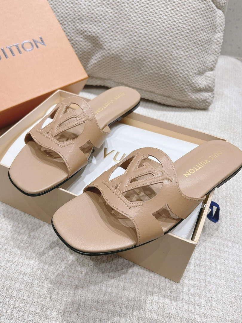 LV 1ABP20 Louis Vuitton LV Isola Flat Mules L66403