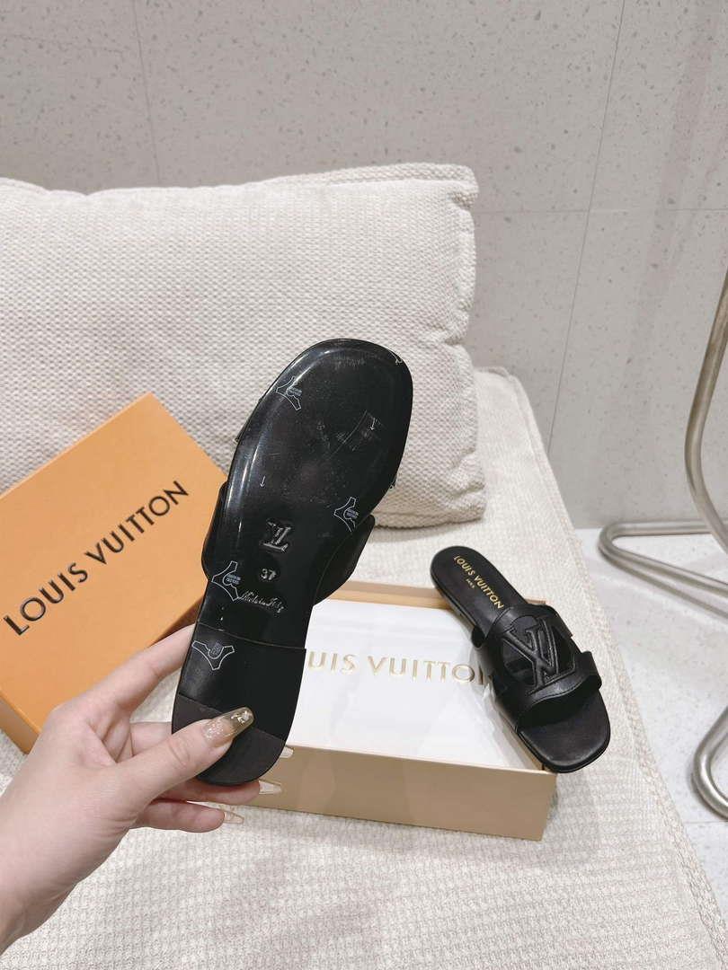 LV 1ABP20 Louis Vuitton LV Isola Flat Mules L66406