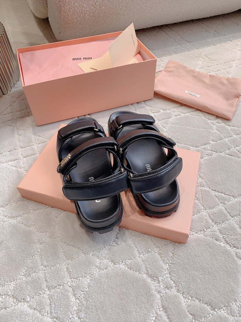 MiuMiu 5X135E Women’s Sporty matelassé nappa leather sandals Miu80012