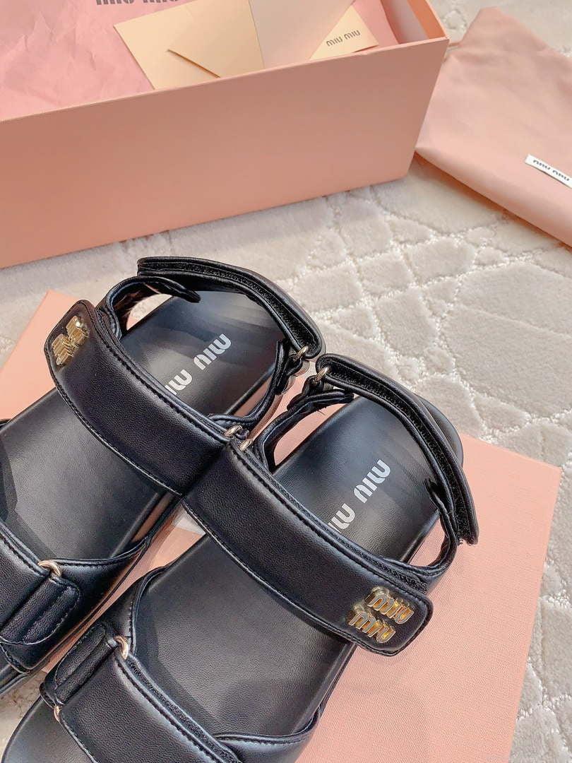 MiuMiu 5X135E Women’s Sporty matelassé nappa leather sandals Miu80012