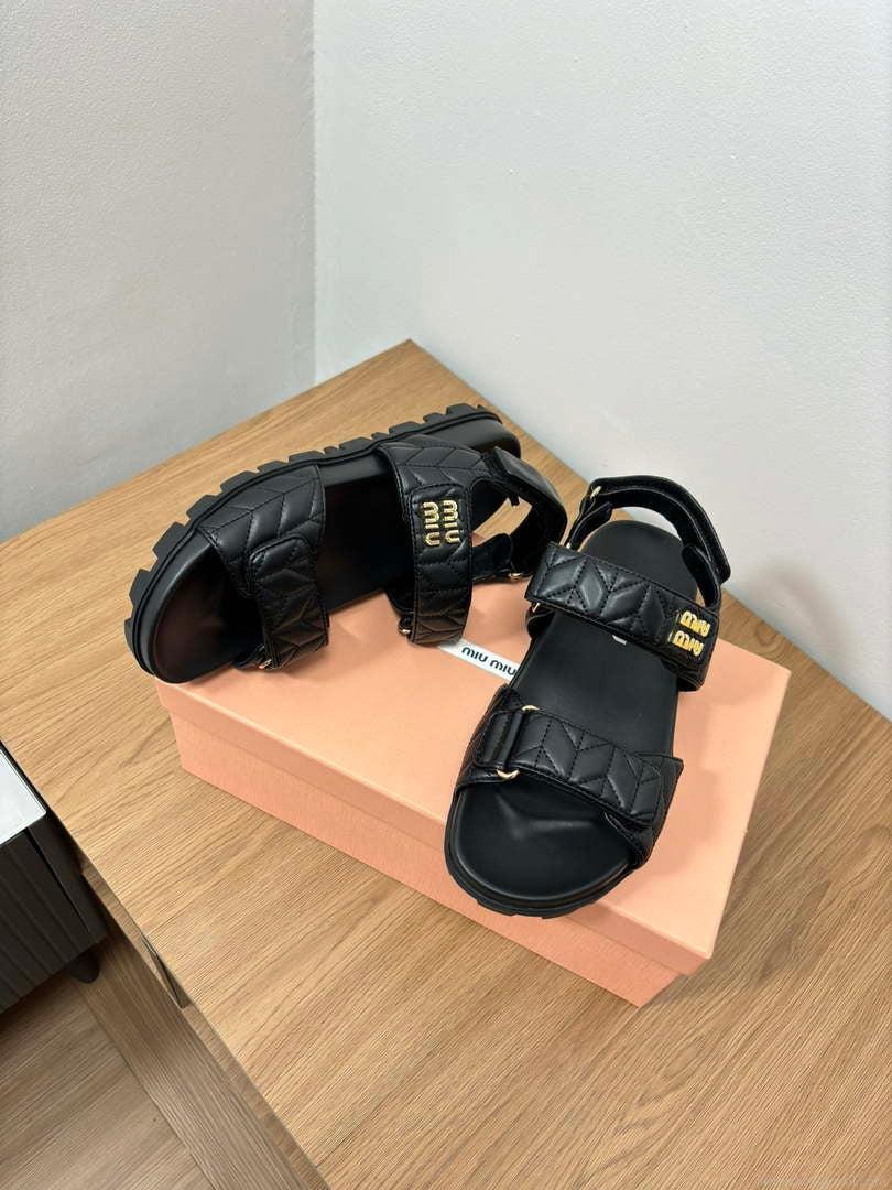 MiuMiu 5X135E Women’s Sporty matelassé nappa leather sandals Miu8001