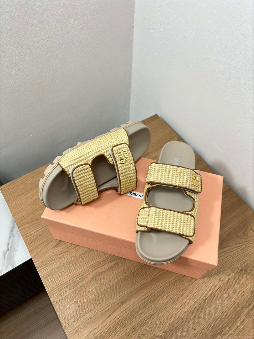 MiuMiu 5X133E Women’s Sporty raffia-effect woven fabric sandals Miu8004
