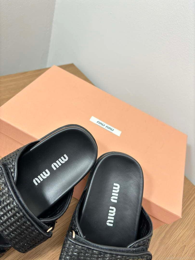 MiuMiu 5X133E Women’s Sporty raffia-effect woven fabric sandals Miu8005