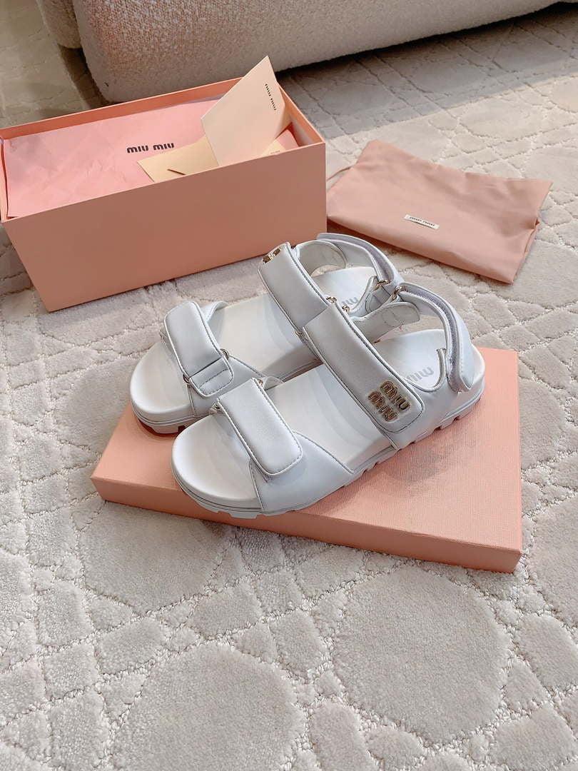 MiuMiu 5X135E Women’s Sporty matelassé nappa leather sandals Miu80013