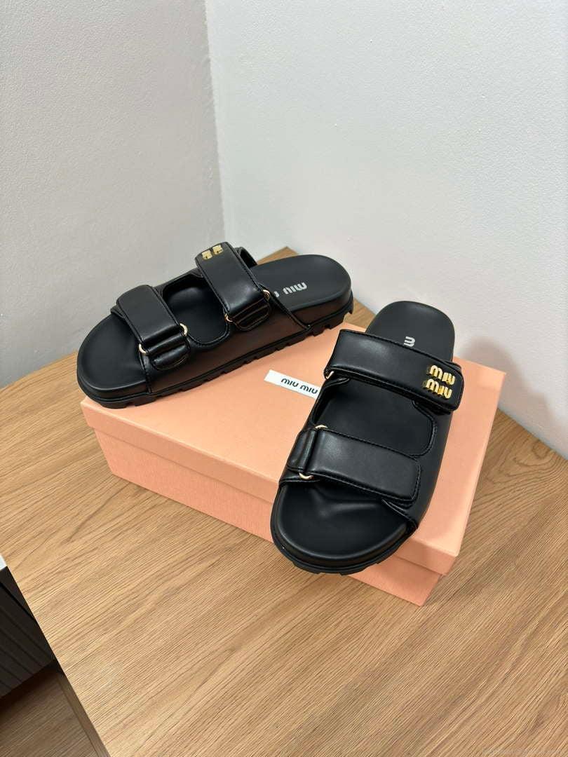 MiuMiu 5X135E Women’s Sporty matelassé nappa leather sandals Miu80014