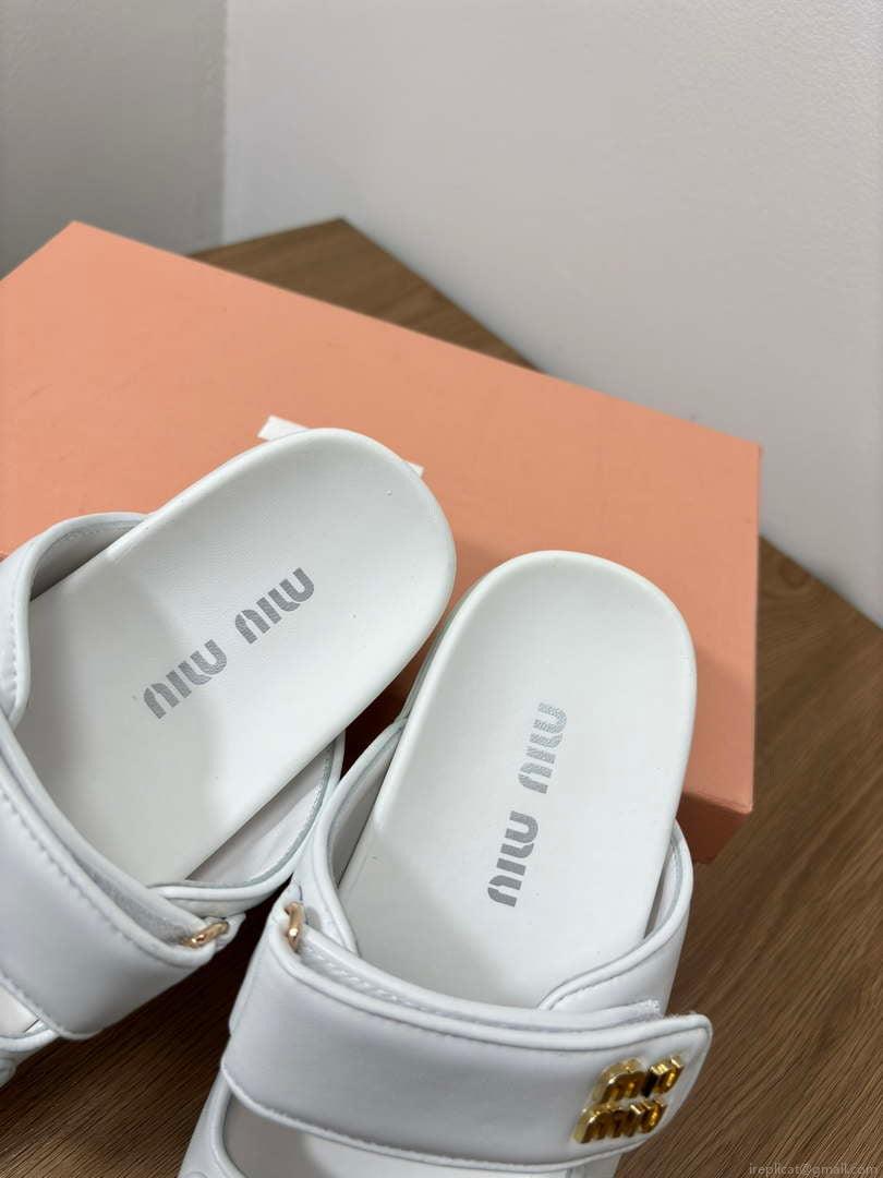 MiuMiu 5X135E Women’s Sporty matelassé nappa leather sandals Miu80015