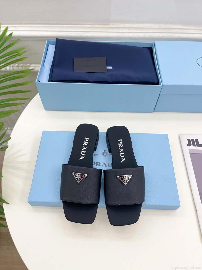 Prada Embossed leather slides leather P91263