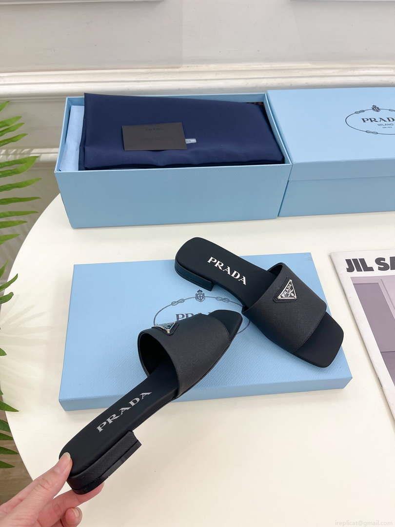 Prada Embossed leather slides leather P91263