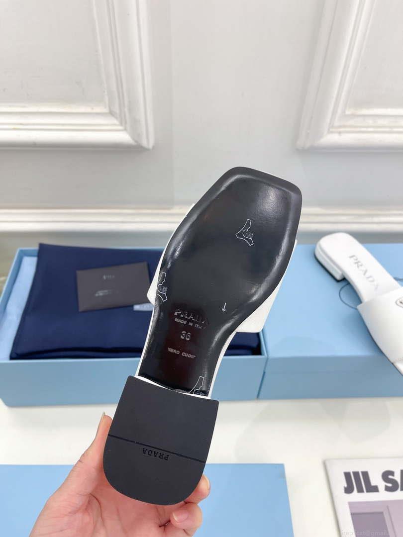 Prada Embossed leather slides leather P91264