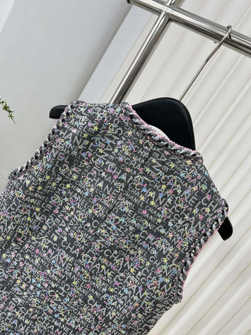 Chanel 2024 spring and summer catwalk vest C80092
