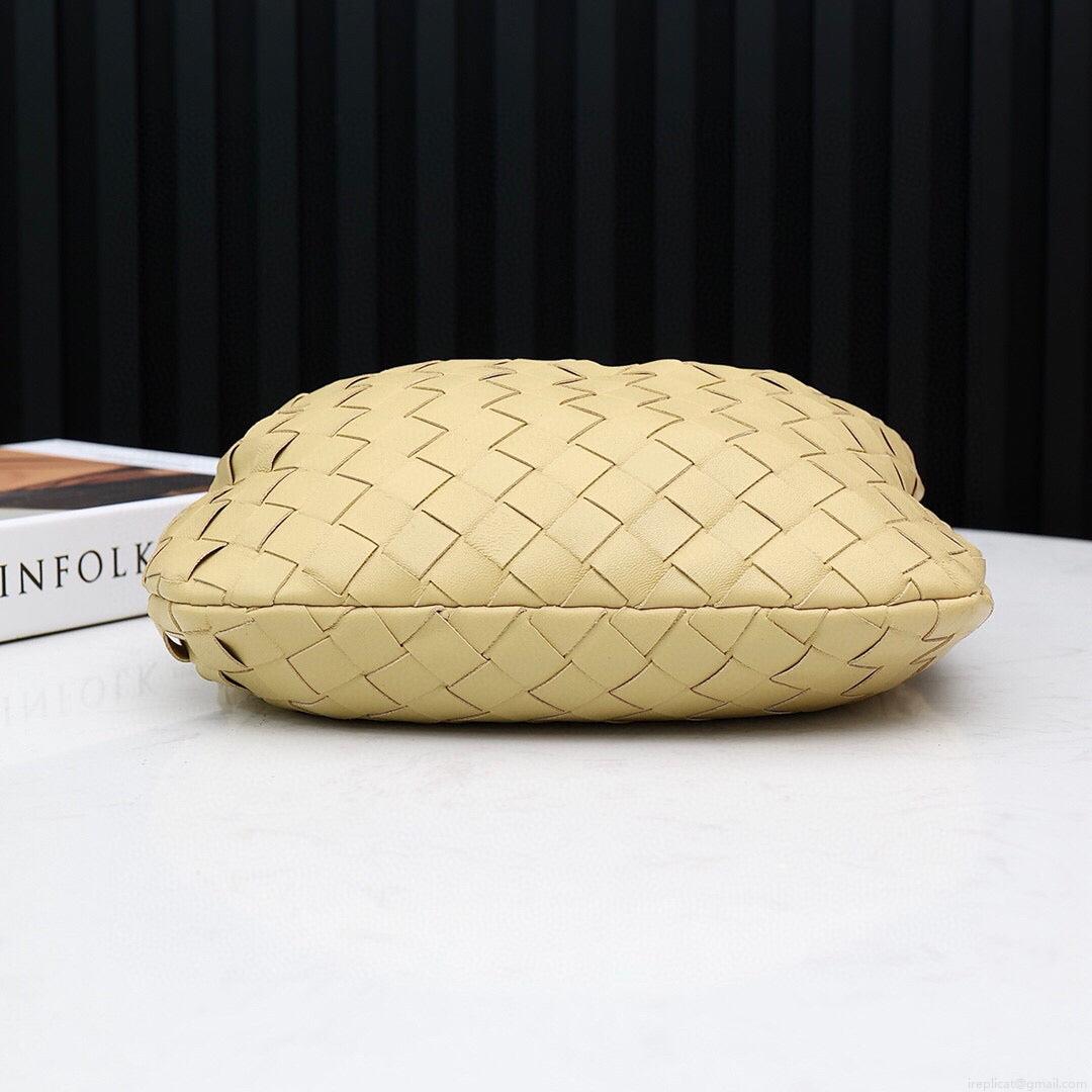Bottega Veneta BV 651876 mini Jodie Porridge