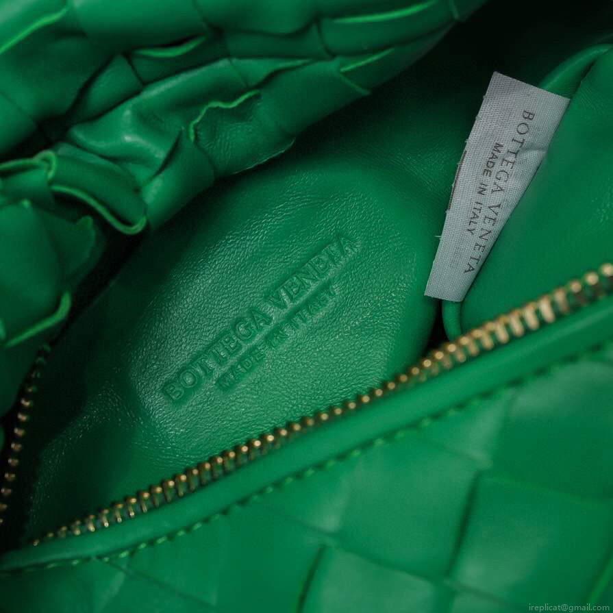 Bottega Veneta BV 651876 mini Jodie Parakeet
