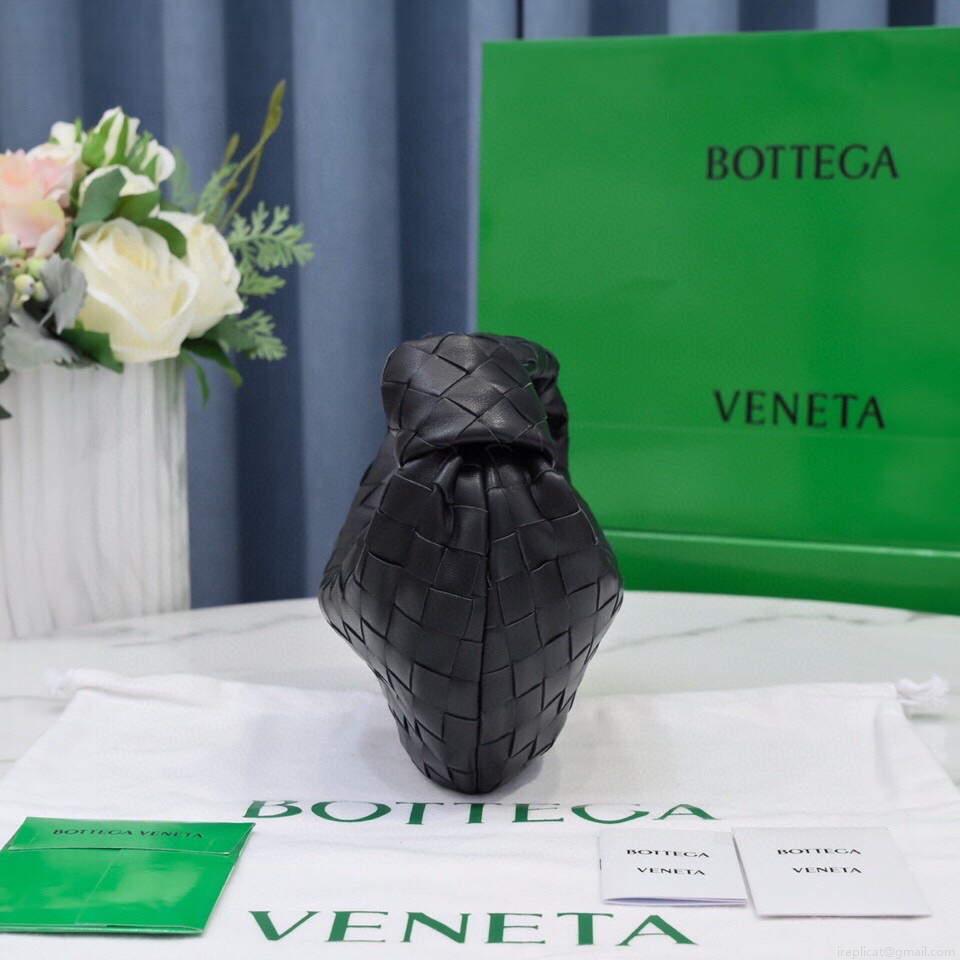 Bottega Veneta BV 651876 mini Jodie Black