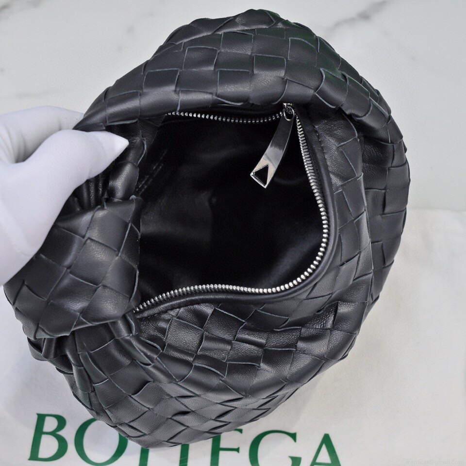 Bottega Veneta BV 651876 mini Jodie Black