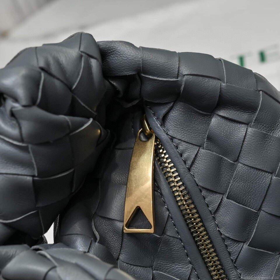 Bottega Veneta BV 651876 mini Jodie Dark Grey