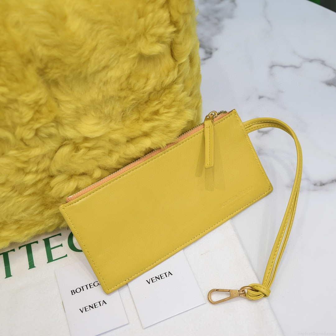 Bottega Veneta BV 652867 Arco Tote Intreccio shearling Yellow