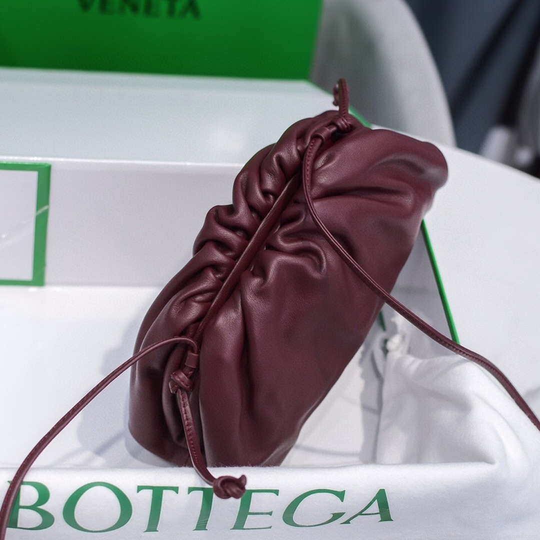 Bottega Veneta 585852 BV Mini Pouch Wine Red Bag