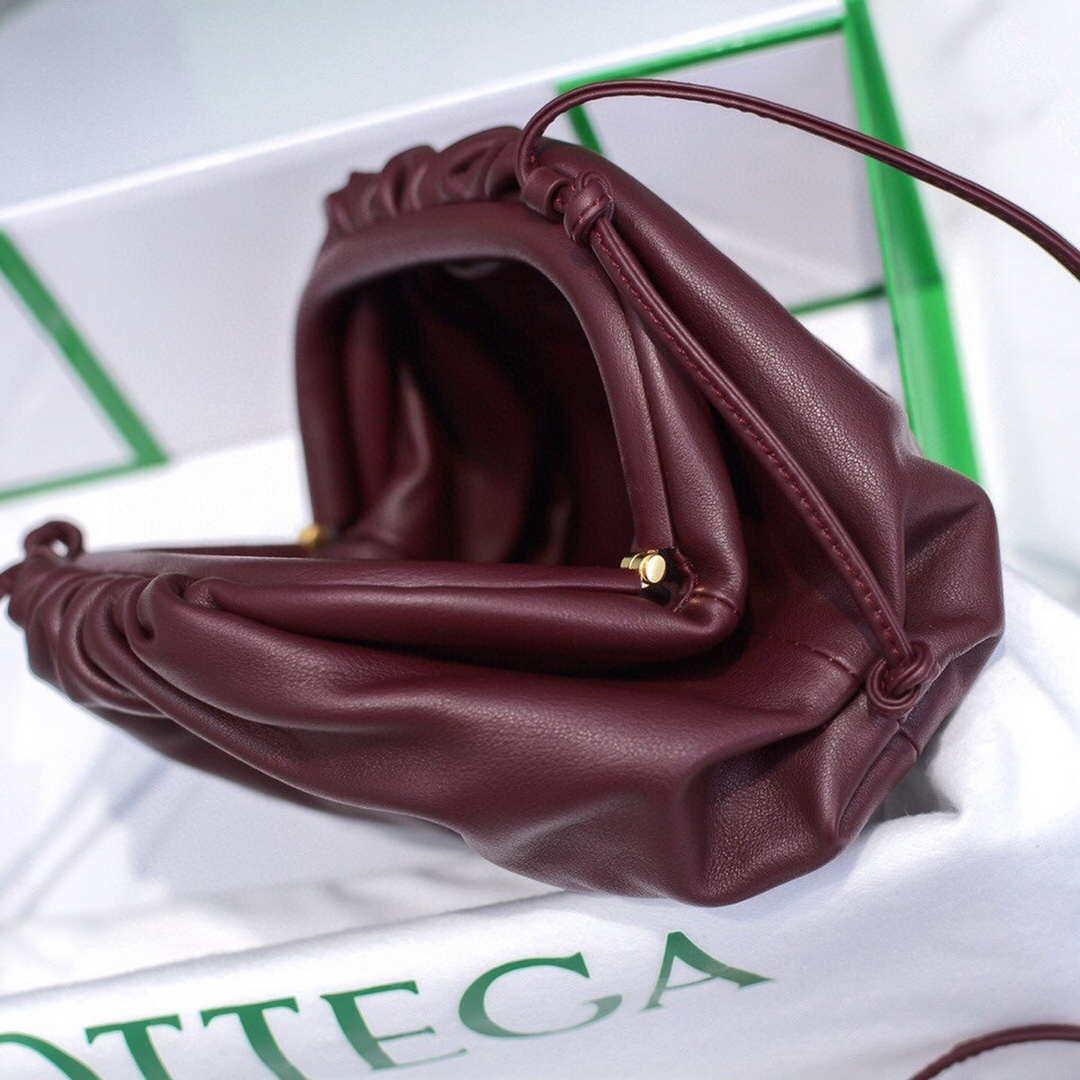 Bottega Veneta 585852 BV Mini Pouch Wine Red Bag