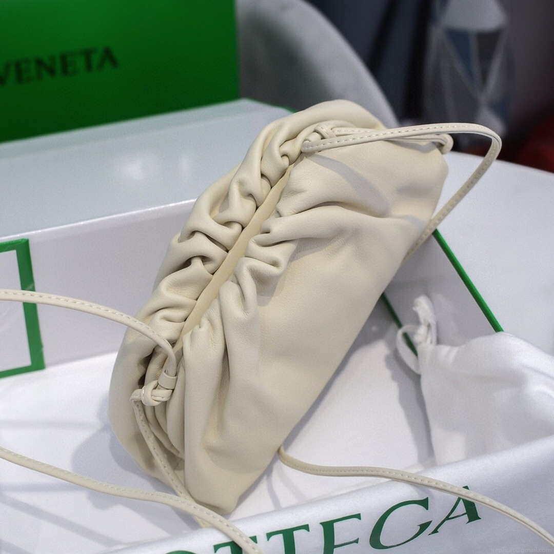 Bottega Veneta 585852 BV Mini Pouch Beige Bag