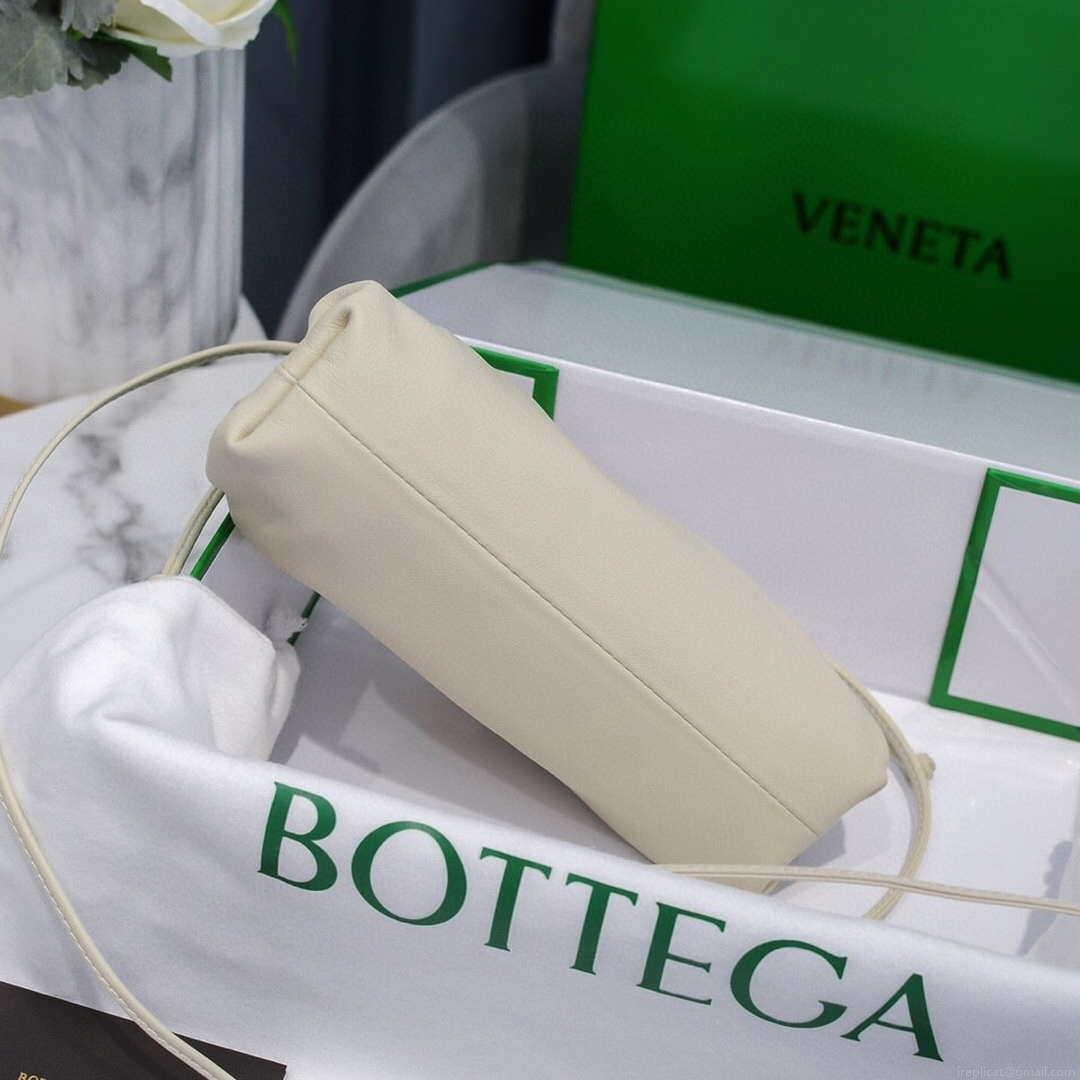 Bottega Veneta 585852 BV Mini Pouch Beige Bag