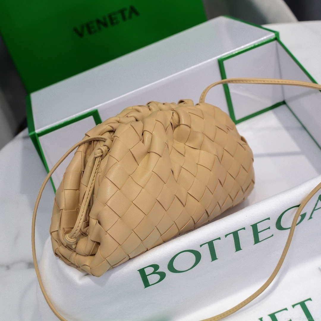 BV 585852VCPP19776 Bottega Veneta Mini Pouch Beige