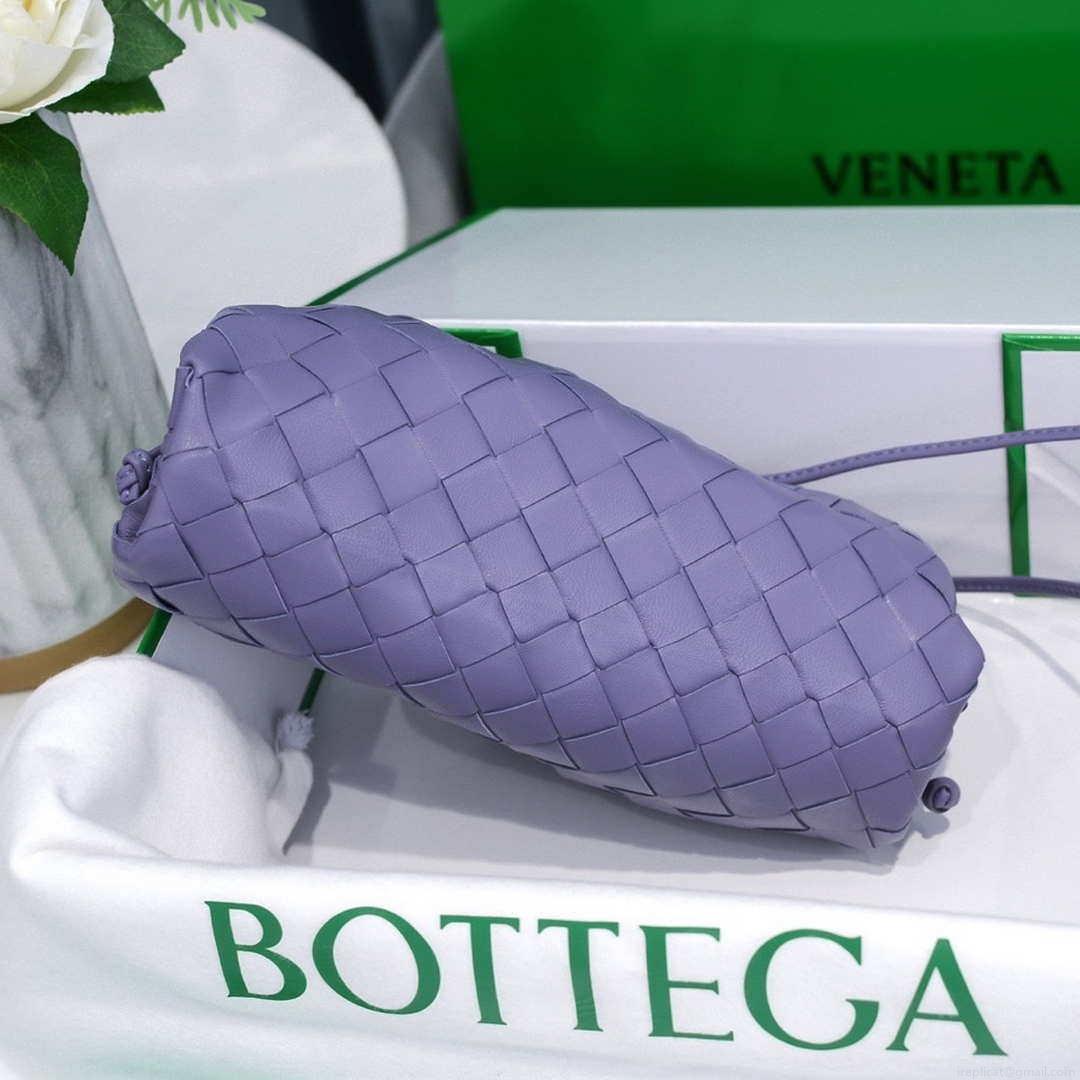 BV 585852 Bottega Veneta Mini Pouch Mini intrecciato leather clutch with strap Purple
