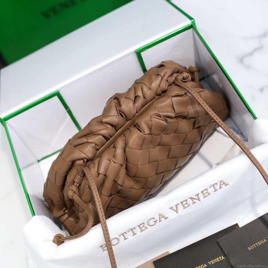BV 585852 Bottega Veneta Mini Pouch intrecciato leather clutch with strap Brown