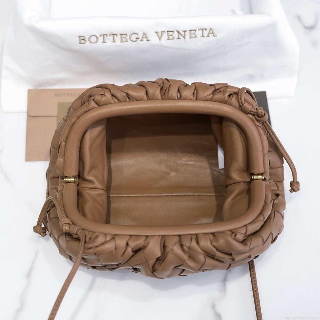 BV 585852 Bottega Veneta Mini Pouch intrecciato leather clutch with strap Brown