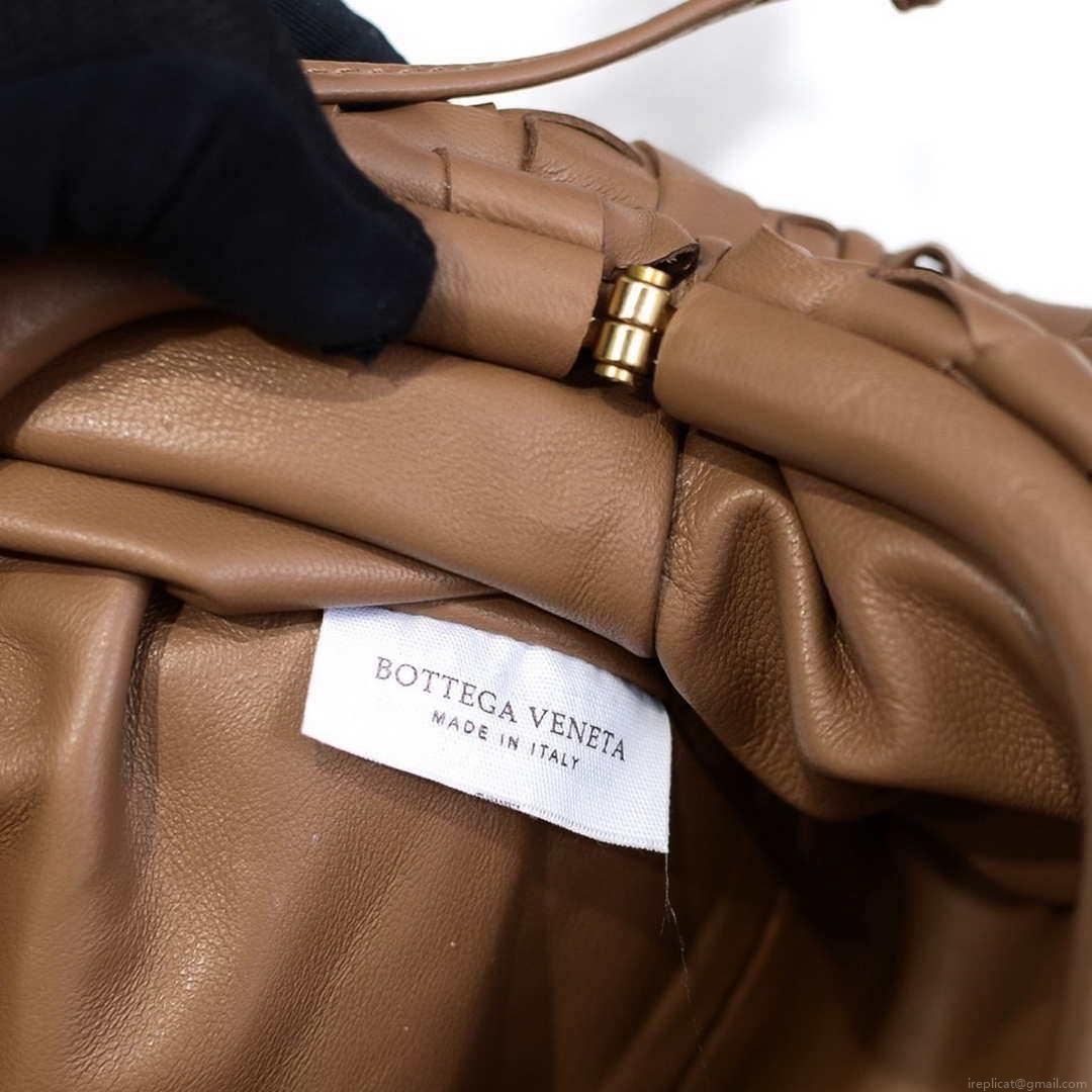 BV 585852 Bottega Veneta Mini Pouch intrecciato leather clutch with strap Brown