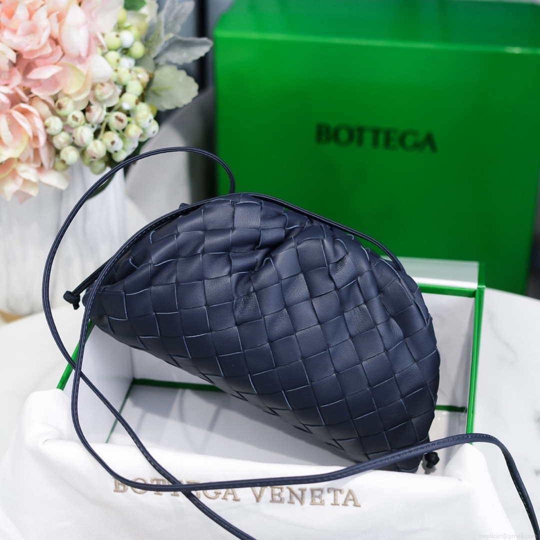 BV 585852 Bottega Veneta Mini Pouch intrecciato leather clutch with strap Navy Blue