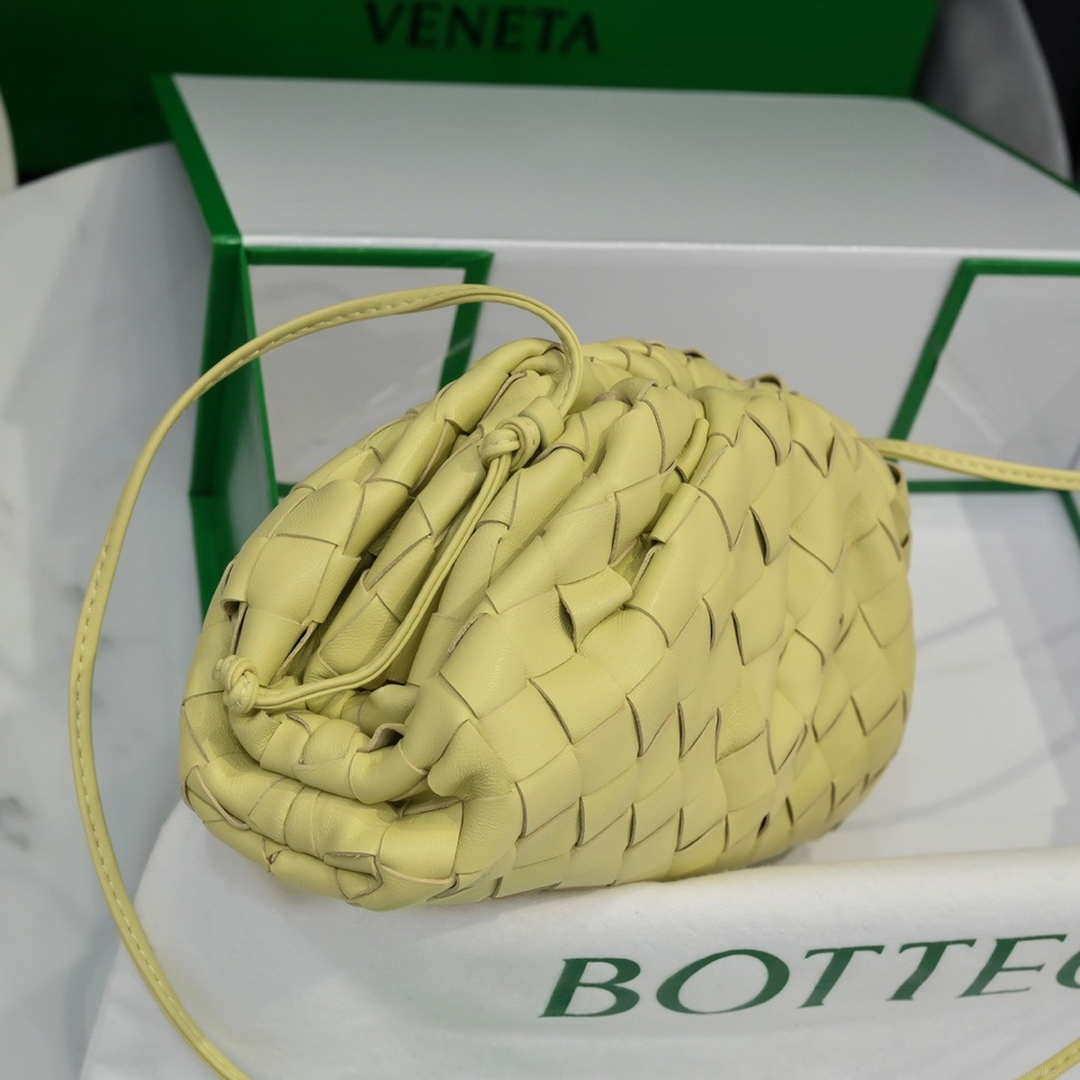 BV 585852 Bottega Veneta Mini Pouch intrecciato leather clutch with strap Light Yellow