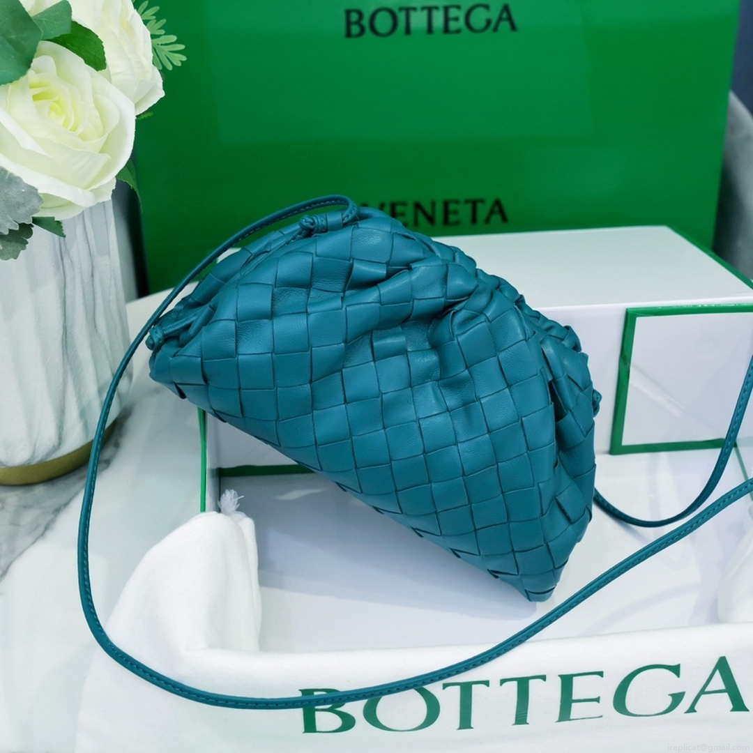 BV 585852 Bottega Veneta Mini Pouch intrecciato leather clutch with strap sapphire